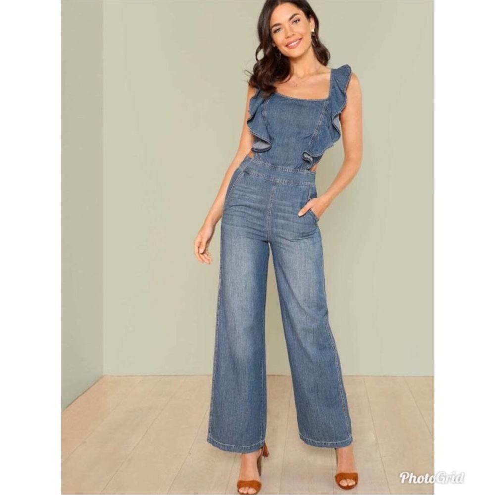 NWT DO+BE Denim Chambray Ruffle Jumpsuit With Lattice back Medium
